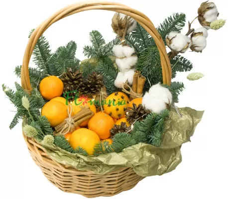 Новогодняя корзина с мандаринами